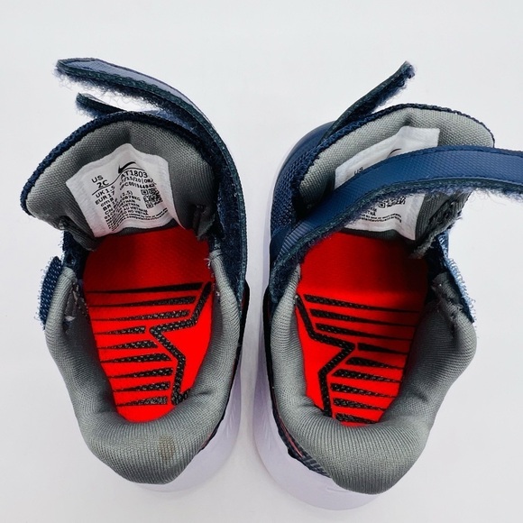 NIKE NAVY STAR RUNNER INFANT ATHLETIC SHOES SIZE 2 - Picture 10 of 12